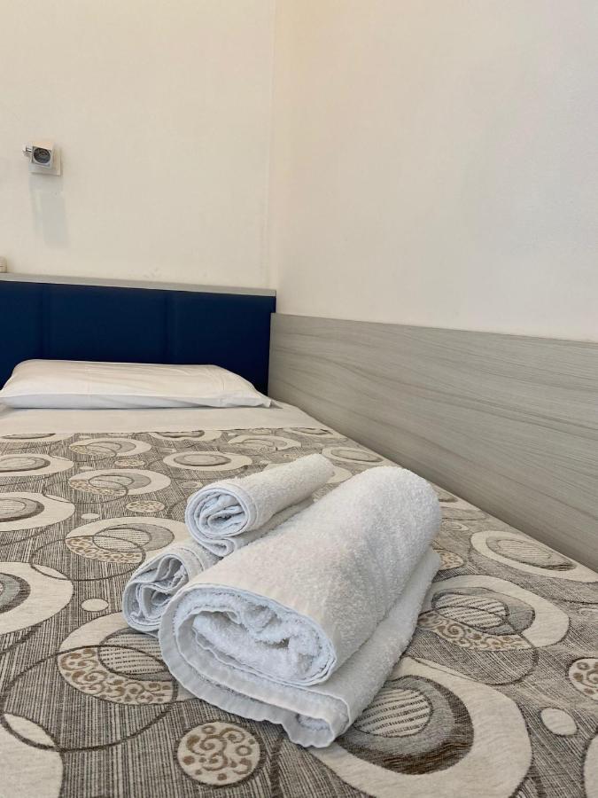 רימיני Hotel Silver מראה חיצוני תמונה