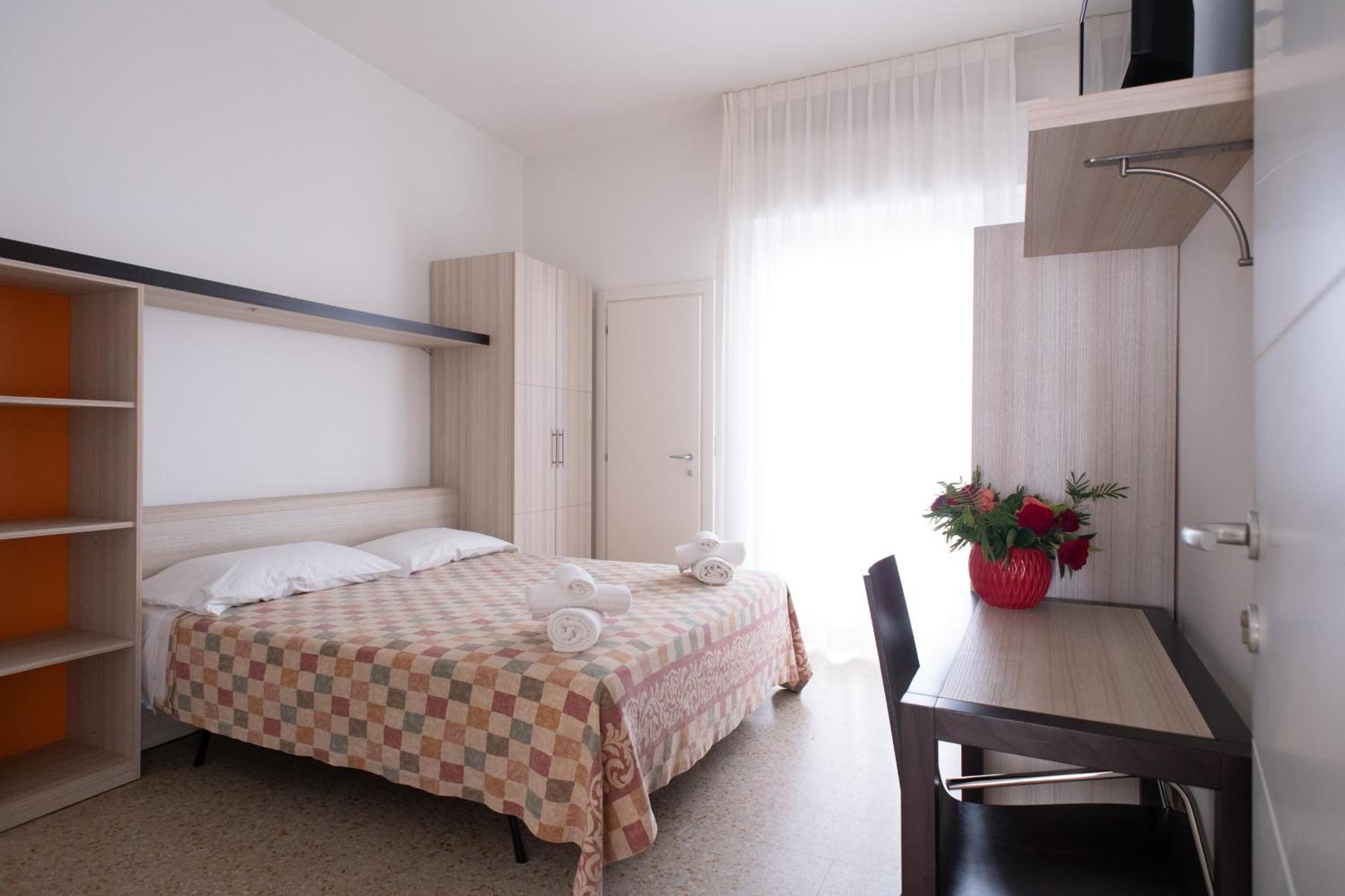 רימיני Hotel Silver מראה חיצוני תמונה