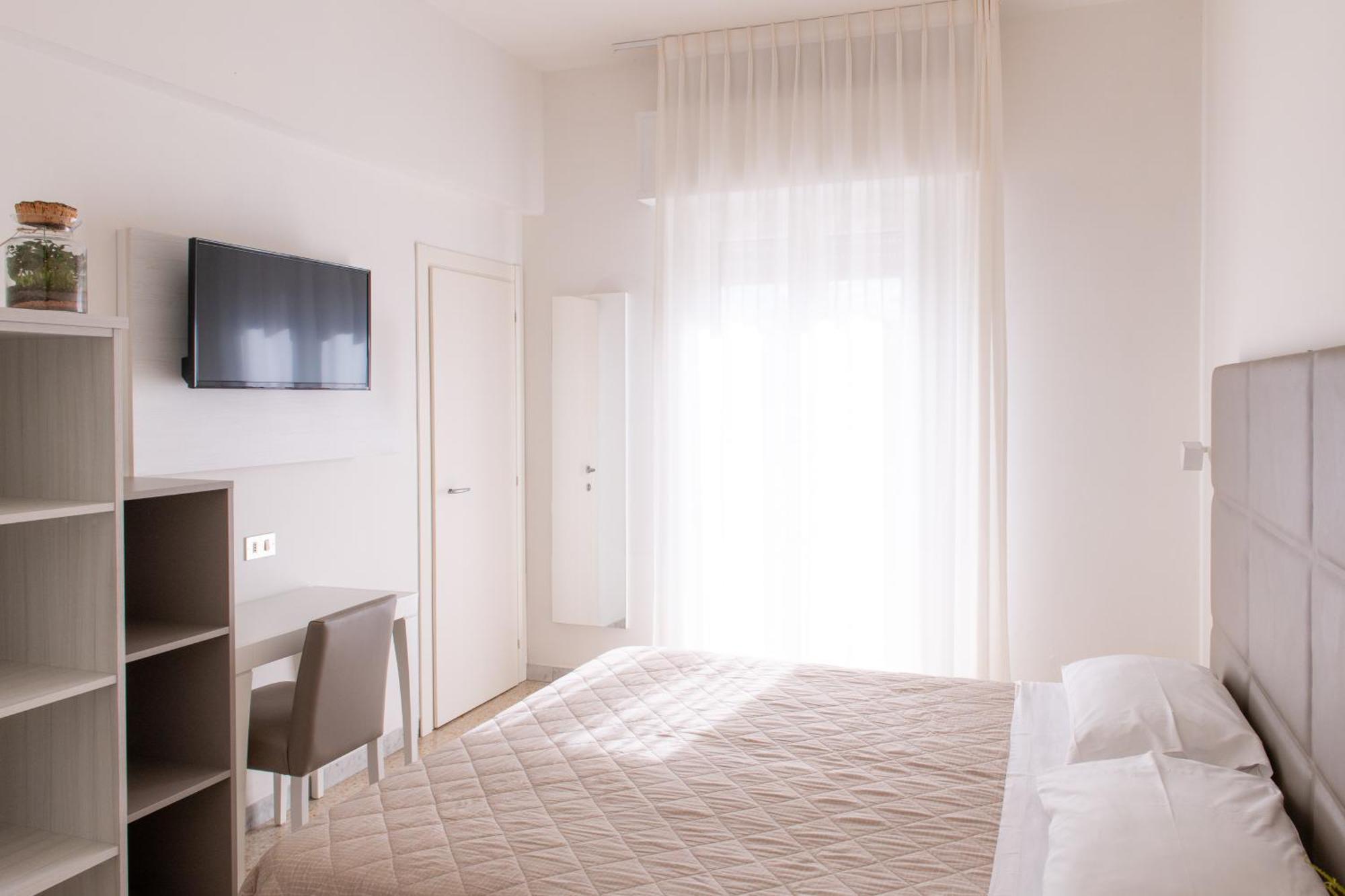 רימיני Hotel Silver מראה חיצוני תמונה