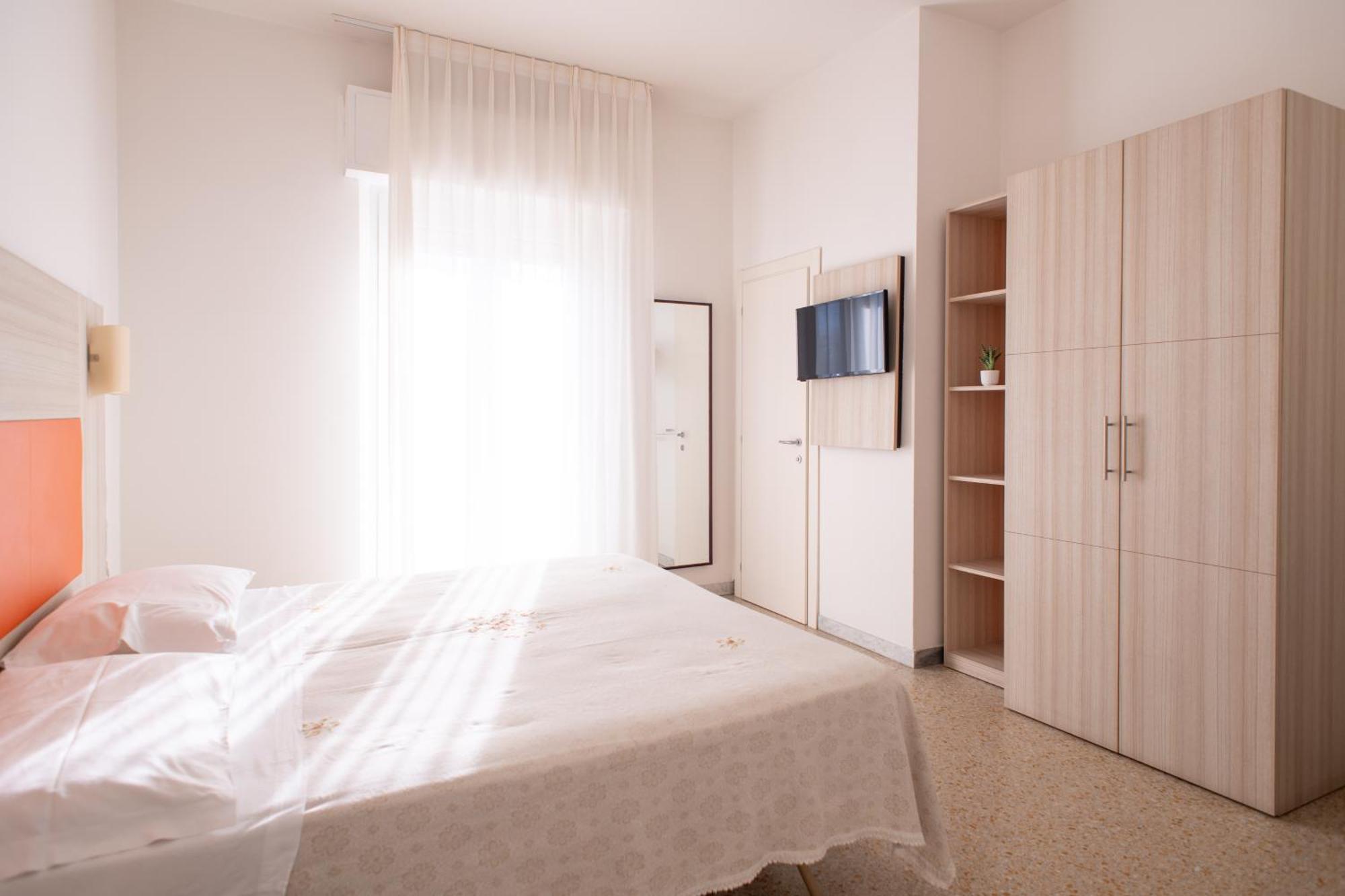 רימיני Hotel Silver מראה חיצוני תמונה